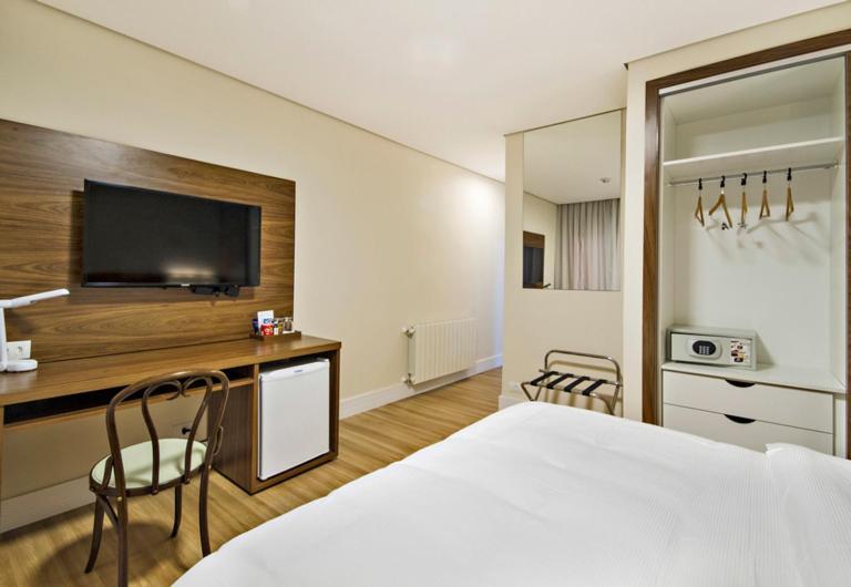 Hotel Chateau Campos do Jordao Luaran gambar