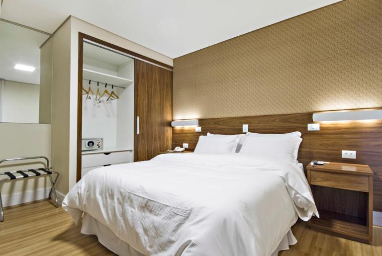 Hotel Chateau Campos do Jordao Luaran gambar