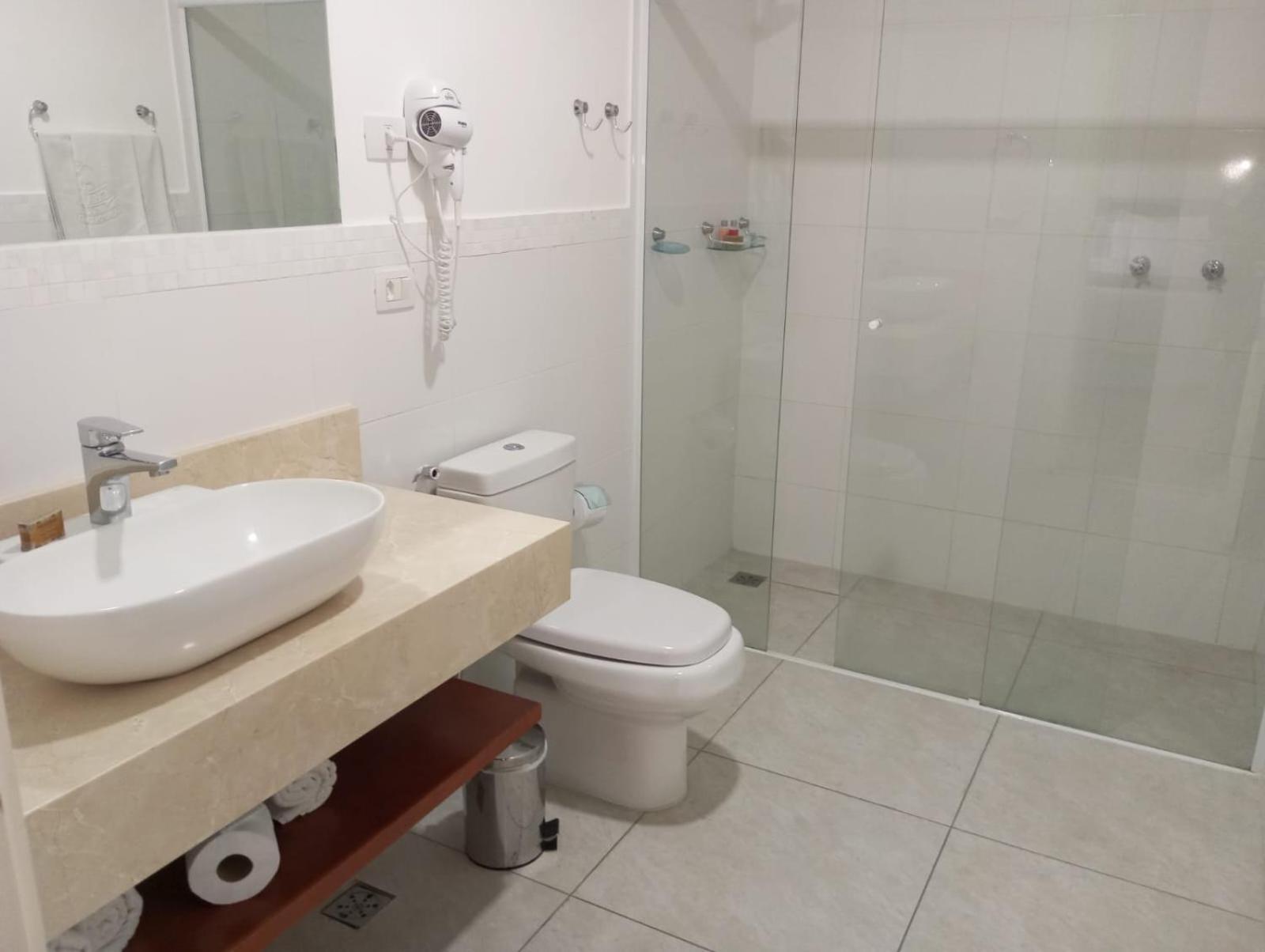 Hotel Chateau Campos do Jordao Luaran gambar